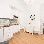 Apartamento Homes Uncibay Square *