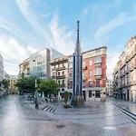 Homes Uncibay Square Málaga