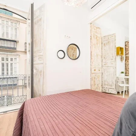 Homes Uncibay Square Apartment Malaga