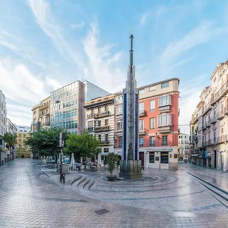 Homes Uncibay Square Malaga